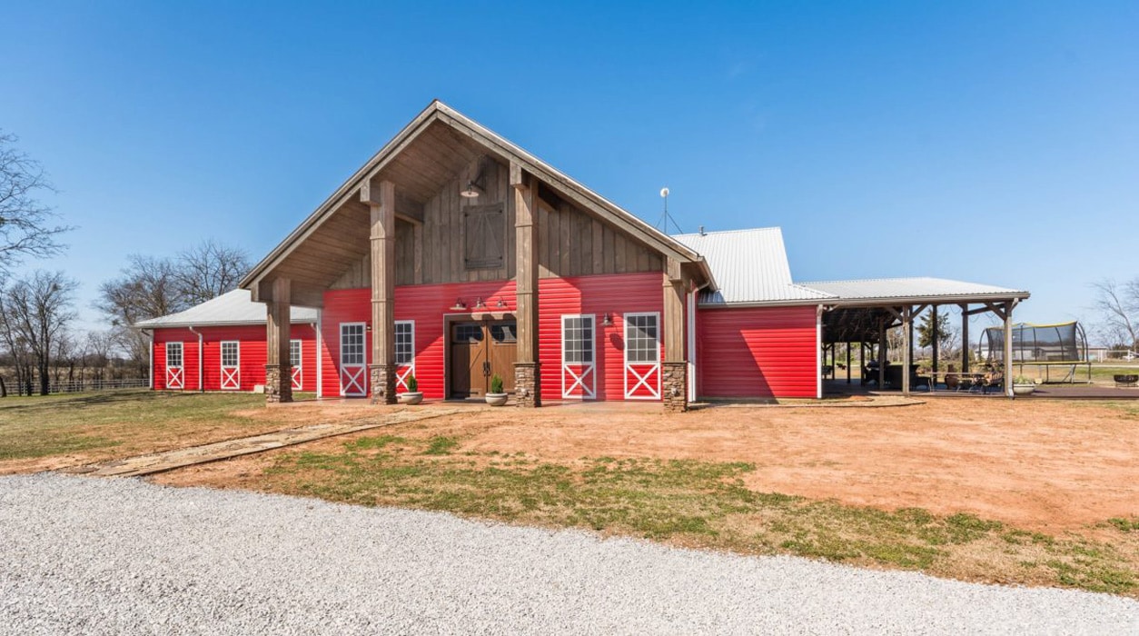 Can You Get Homeowners Insurance on a Barndominium?