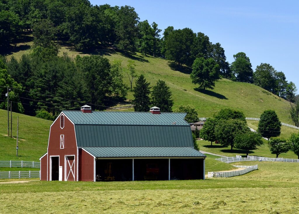 Pole Barn House Vs Barndominium